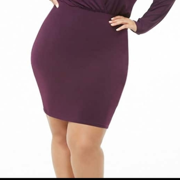 Forever 21 Plus - Picture 8 of 8